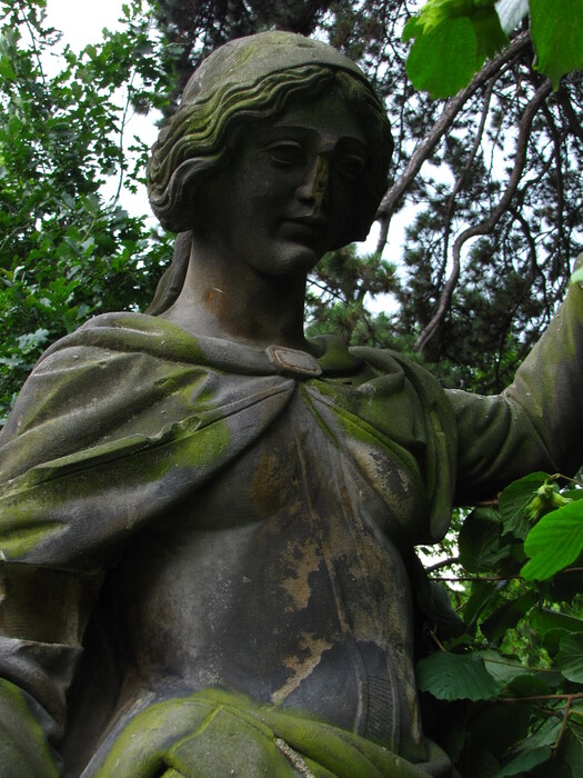 Statue